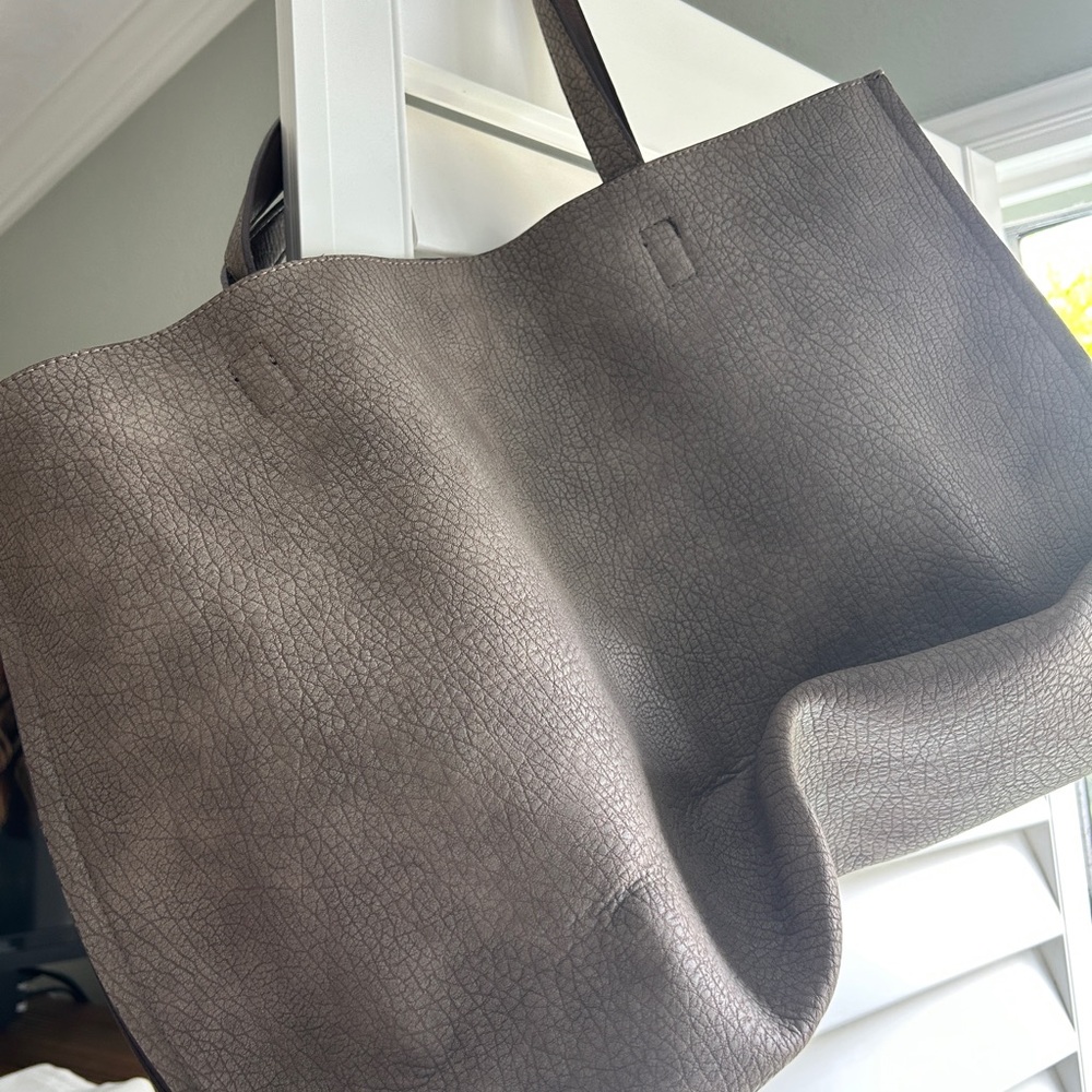 Elegant Large Brown LeatherTote Bag